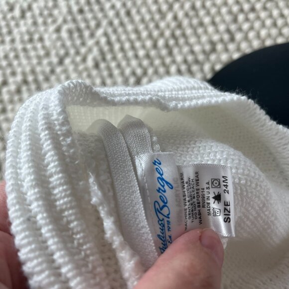 Embroidered "Sarah" Hoodie Size 24 Months - Picture 2 of 2